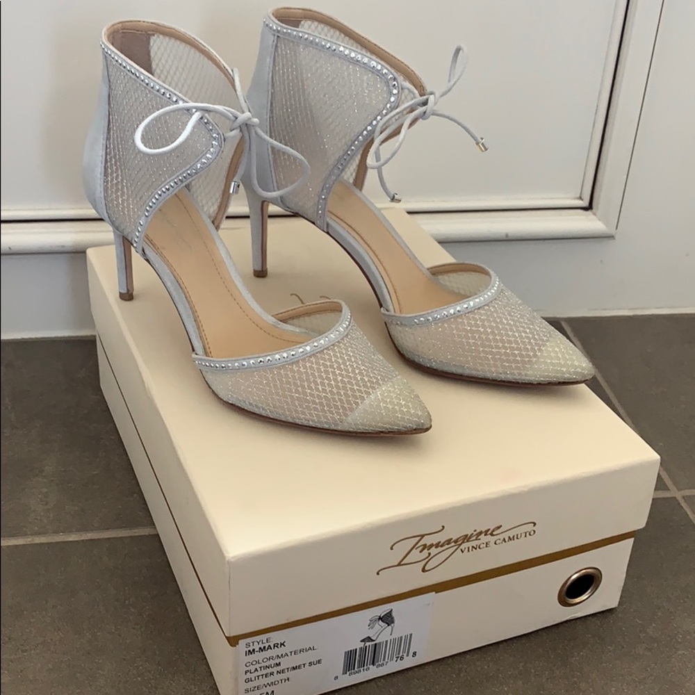 Vince Camuto Bridal Shoe 6.5 Like New In Box